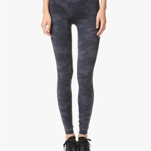 NWT SPANX Black Camo Leggings High-Waisted Athletic Fit SIZE MEDIUM
